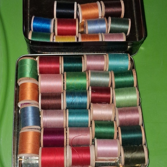 Other | Tin Of Vintage Thread | Poshmark